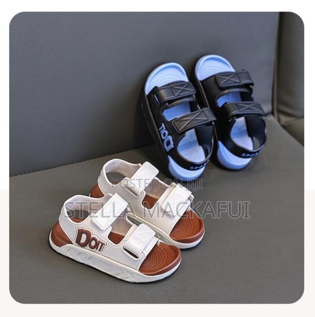 Unisex Sandals for Children Sizes , 29, And, 35 Only · Photo 4