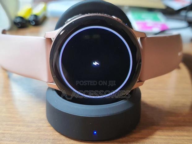 Wireless Samsung Galaxy Watch Charger · Photo 3