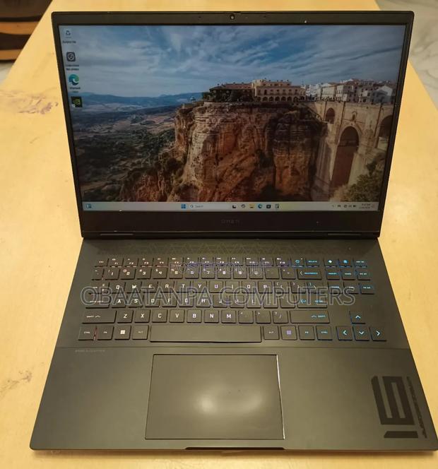 Laptop HP Omen 16 32GB AMD Ryzen 9 SSD 1T · Photo 1