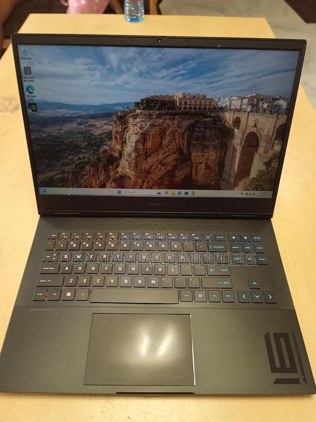 Laptop HP Omen 16 32GB AMD Ryzen 9 SSD 1T · Photo 3