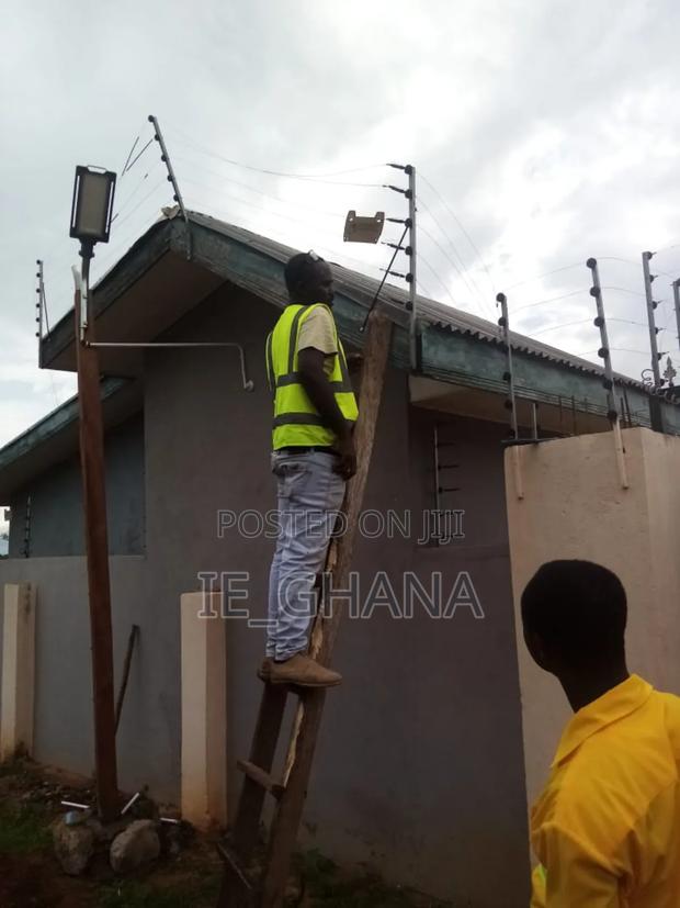 Electric Fence Installation · Photo 4