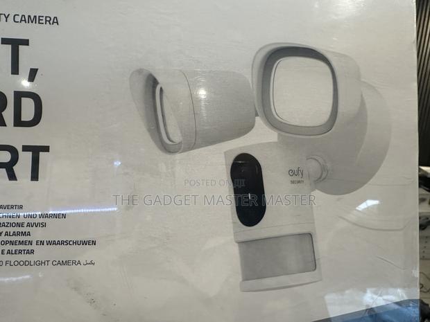 Eufy Floodlight Cam 1080p · Photo 2