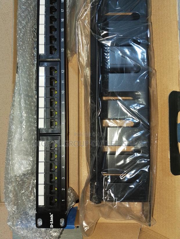 D-Link Unshielded 24port Patch Panel Full Loaded · Photo 3