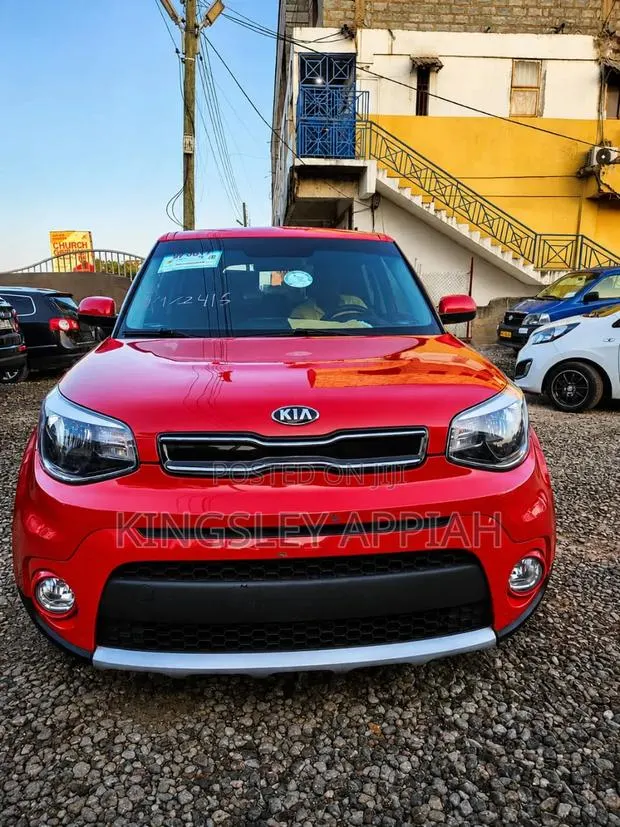 Kia Soul Base Hatchback 2018 Red · Photo 1