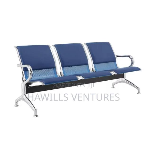 Clinic Waiting Chair · Photo 1