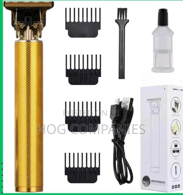 Hair Trimmer With Oil - Fast Delivery · Photo 1