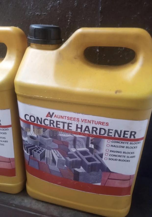 5lt Concrete Hardener -Original · Photo 1