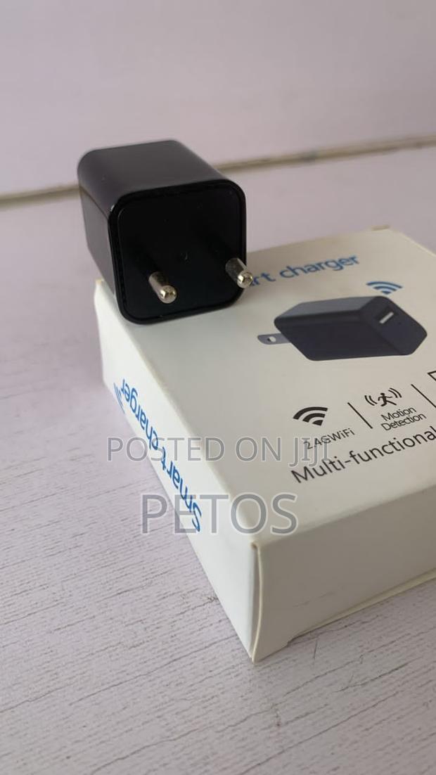 Smart Charger Spy Wi-Fi Camera · Photo 5
