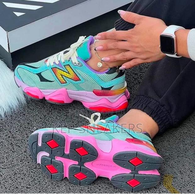 New Balance 9060 · Photo 6