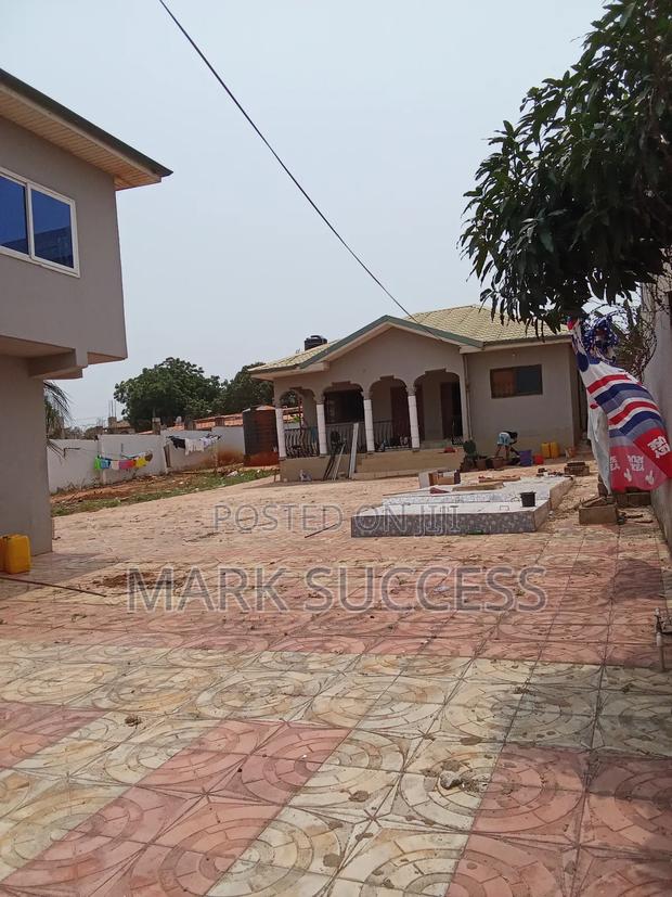 6bdrm House in Bortiano for sale · Photo 7