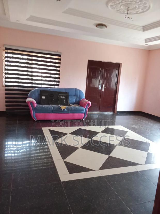 6bdrm House in Bortiano for sale · Photo 8