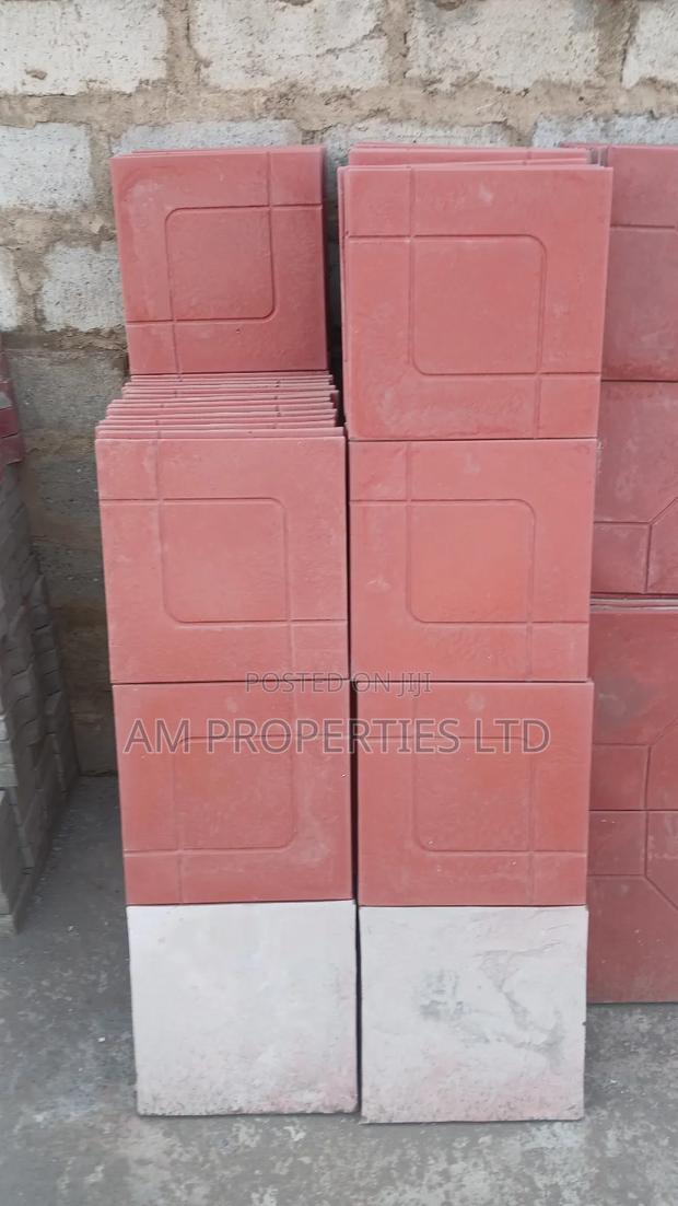 Quality Pavement Slabs and Garden Kerb · Photo 3