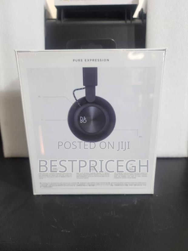 Bang Olufsen (BO ) Headphones · Photo 3