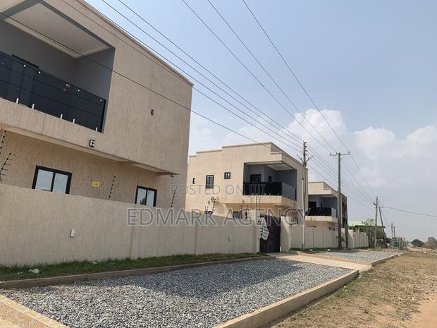 4bdrm House in East Legon Ogbojo, Accra Metropolitan for sale · Photo 2