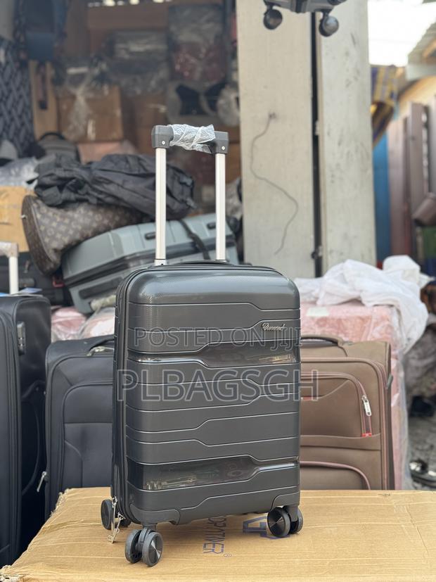 Small Size 19 Inches Trolley Traveling Bag at Plbagsgh · Photo 3