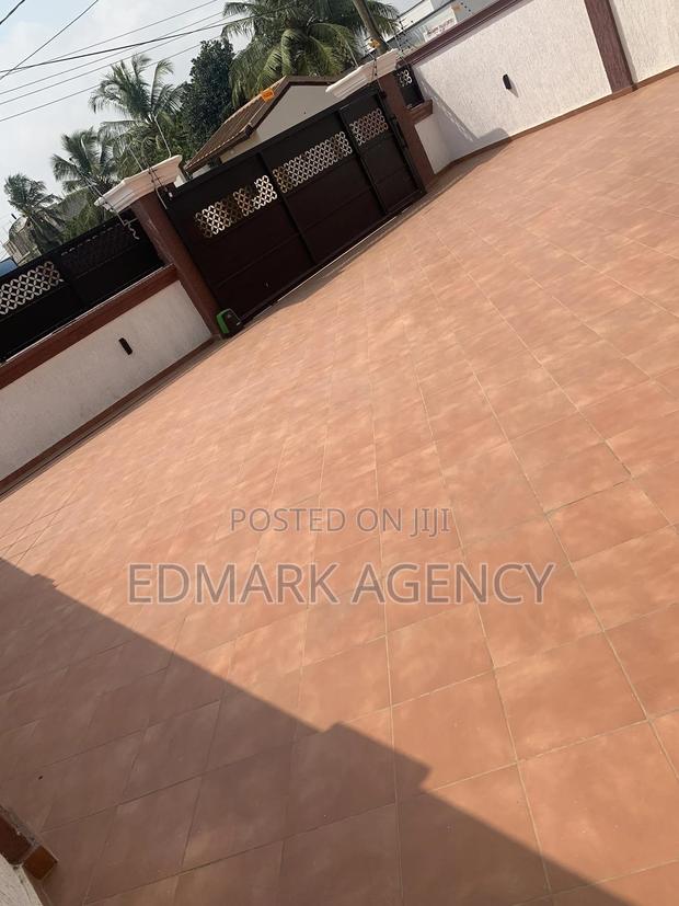 5bdrm House in Ars Ogbojo, American House for sale · Photo 3