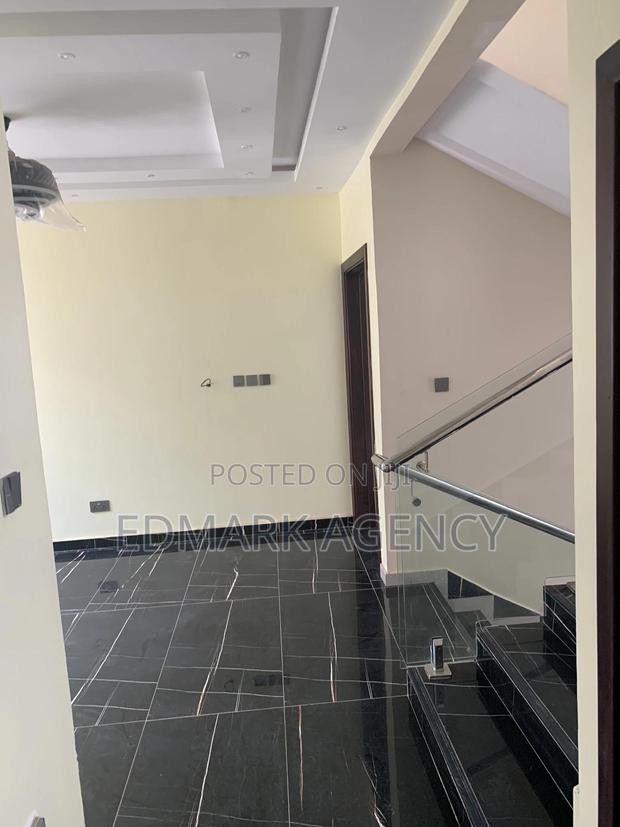 5bdrm House in Ars Ogbojo, American House for sale · Photo 6