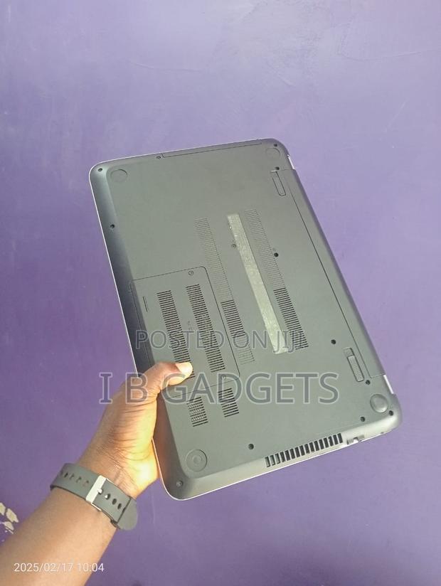 Laptop HP 15 8GB AMD A8 SSD 128GB · Photo 4