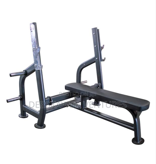 Commercial Bench Press · Photo 1