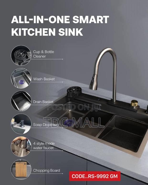 Multifunctional Kitchen Sink With Digital Display and Lead · Photo 1