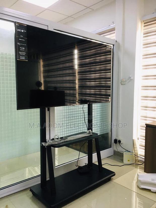 Tv Stand (70"-100") · Photo 1
