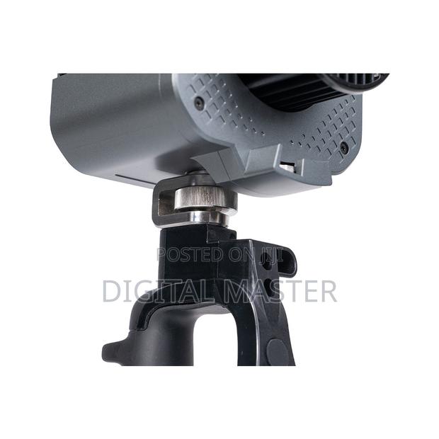 Amaran Cob 60 Series Led Monolight Handheld Bracket · Photo 6