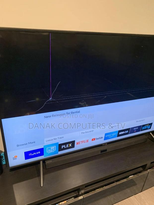 Broken TV Screen Replacement · Photo 1
