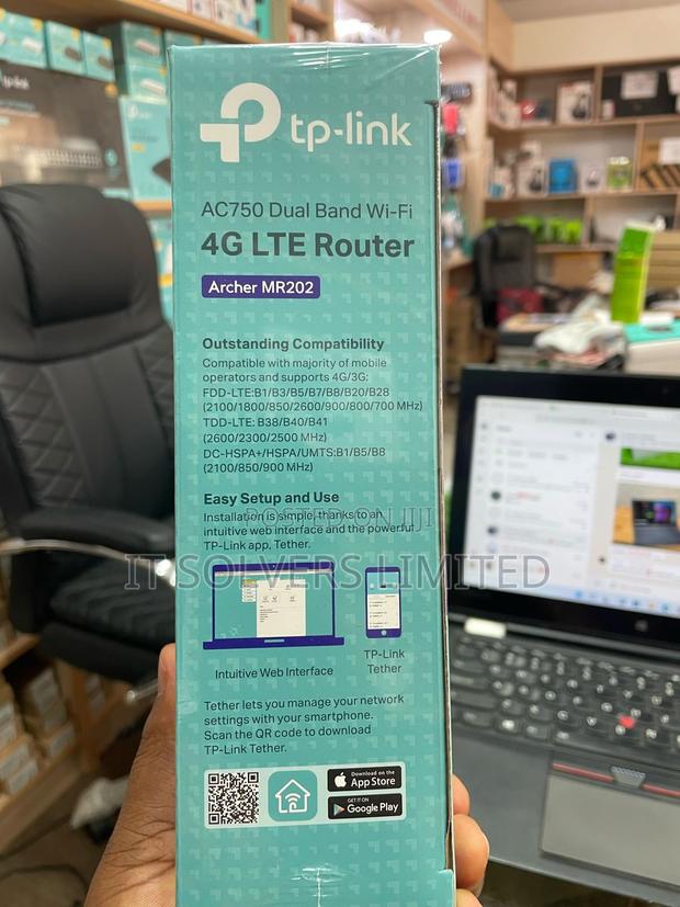 TP Link Archer MR202 4G Router · Photo 3