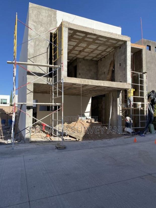 Experience the Best in Building Construction With Us. · Photo 1
