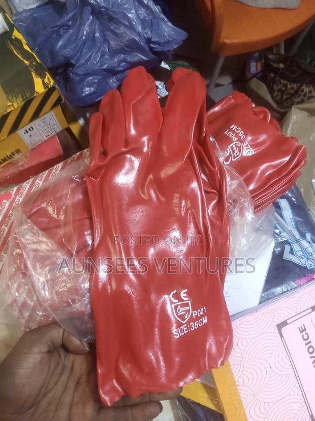 Safety Gloves · Photo 1