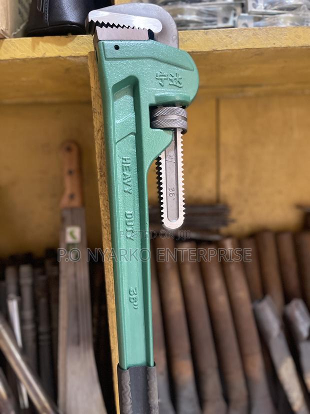 36” Pipe Wrench · Photo 3