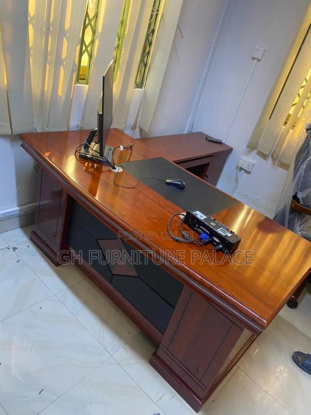 1.8 Meters Computer Desk · Photo 1