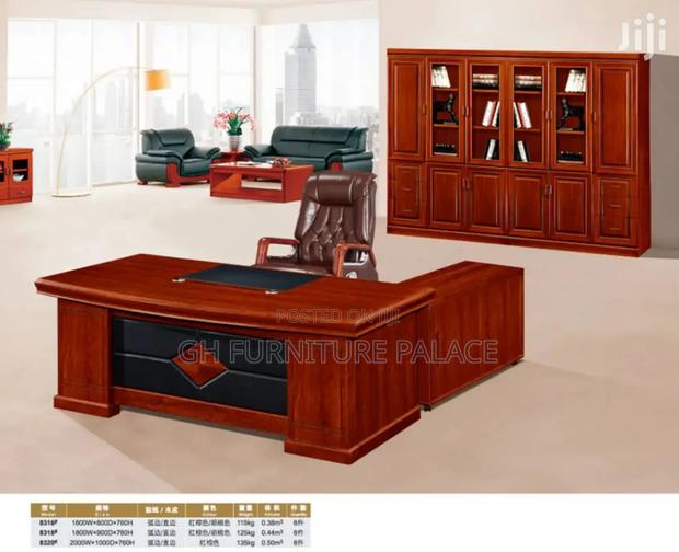 Executive Computer Desk · Photo 1