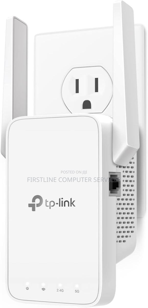 Tp-Link AC1200 Wifi Extender · Photo 1