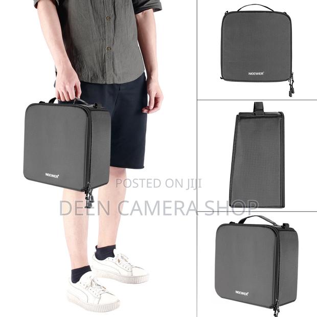 NEEWER 11.02”×6.29”× 11.02” Camera Carrying Bag · Photo 5