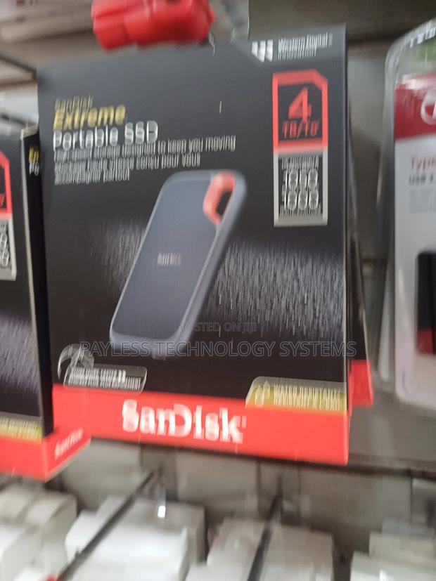 Sandisk Extreme 4tb External SSD Drives · Photo 2