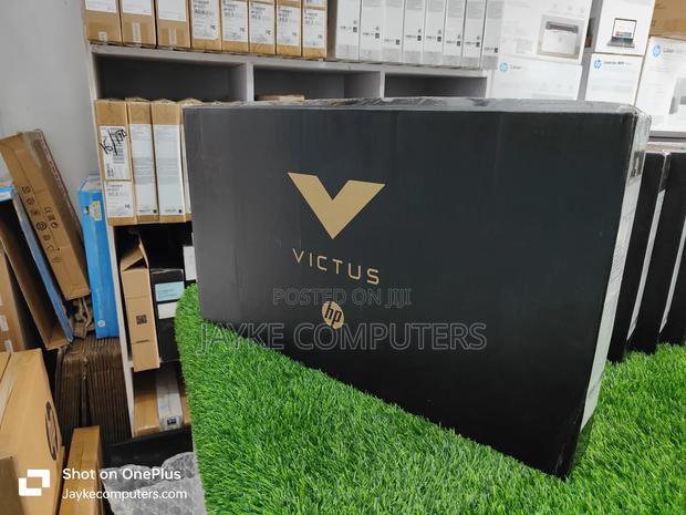 New Laptop HP Victus 16 16GB AMD Ryzen 7 SSD 1T