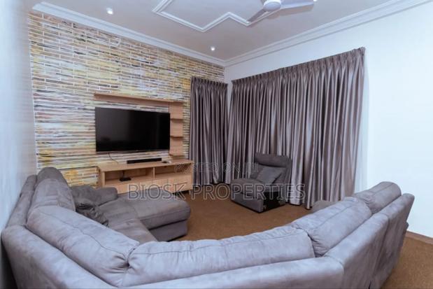 Furnished 3bdrm Duplex in Biosk Properties, Adenta for rent · Photo 5