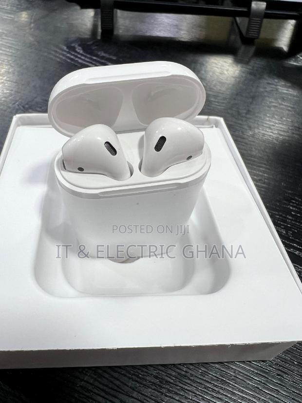 Wireless Earbud · Photo 1