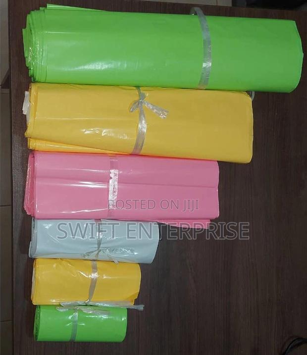 Polymailers or Mailing Bags Different Sizes Available · Photo 1
