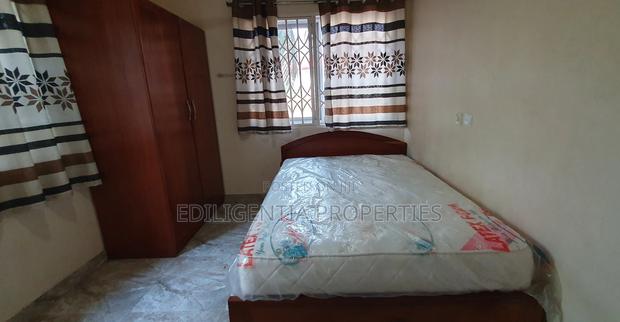 Furnished 3bdrm Apartment in Sakumono for rent · Photo 4