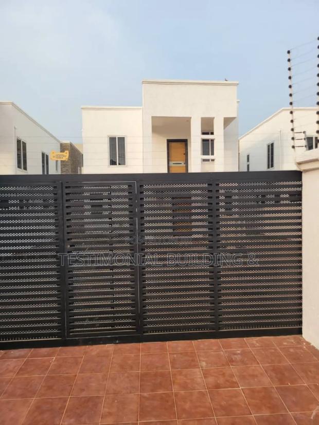Furnished 4bdrm House in Testimonial Building, East Legon for rent · Photo 3