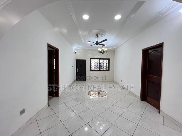 4bdrm House in Adjiriganor for rent · Photo 8