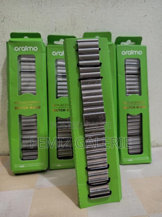 Oraimo Stainless Steel Watch Strap · Photo 1