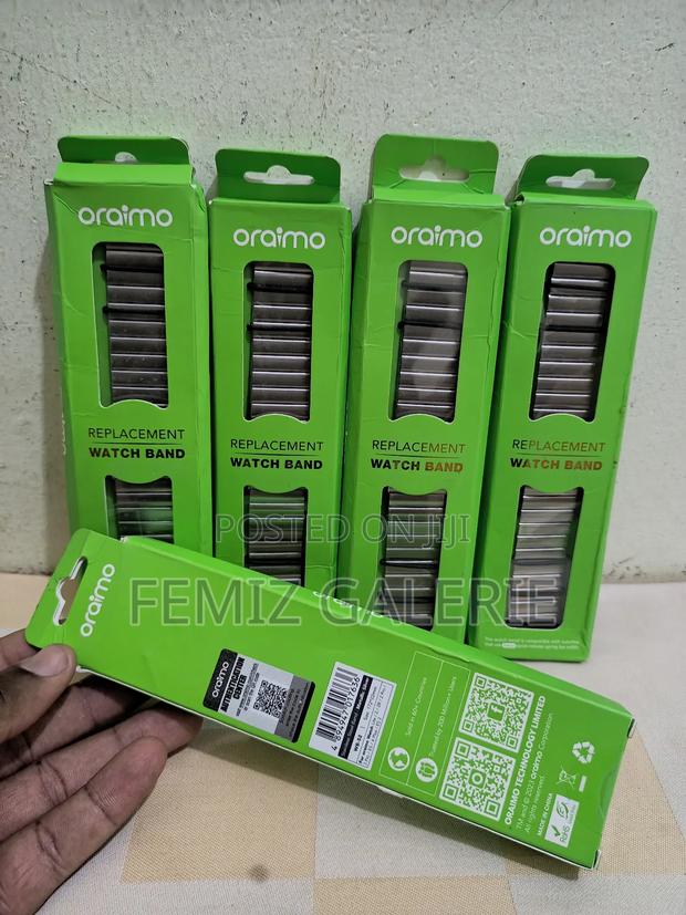 Oraimo Stainless Steel Watch Strap · Photo 3