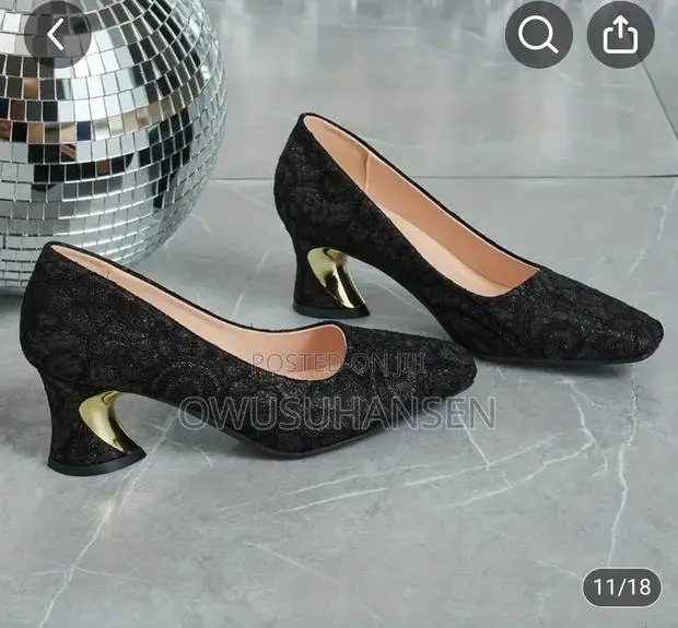 Ladies Shoe · Photo 1