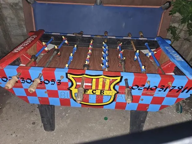Soccer Table Coin Operated · Photo 2