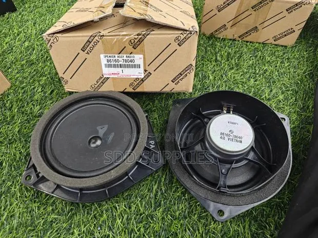 Lexus Toyota 6.5 Inch Car Speaker Original Parts at SDD SUPPLIES · Photo 1