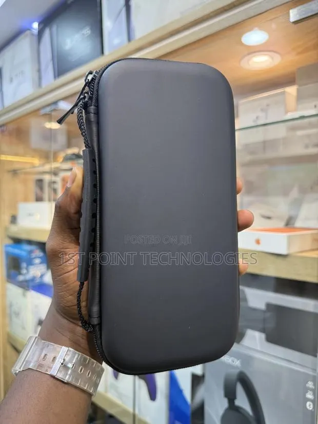 Nintendo Switch Carrying Bag - Lite · Photo 1
