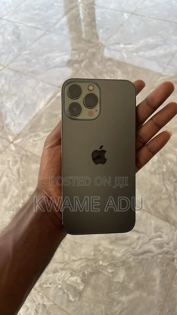 Apple iPhone 13 Pro Max 128 GB Gray · Photo 1